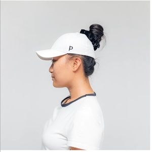 Ponyback Everyday Fit Hat with Stretch Fit Cap & Comfort Sweatband S/M